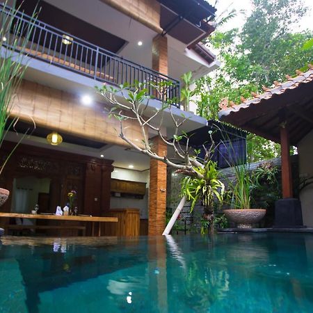 Karunia House Ubud Villa Exterior photo