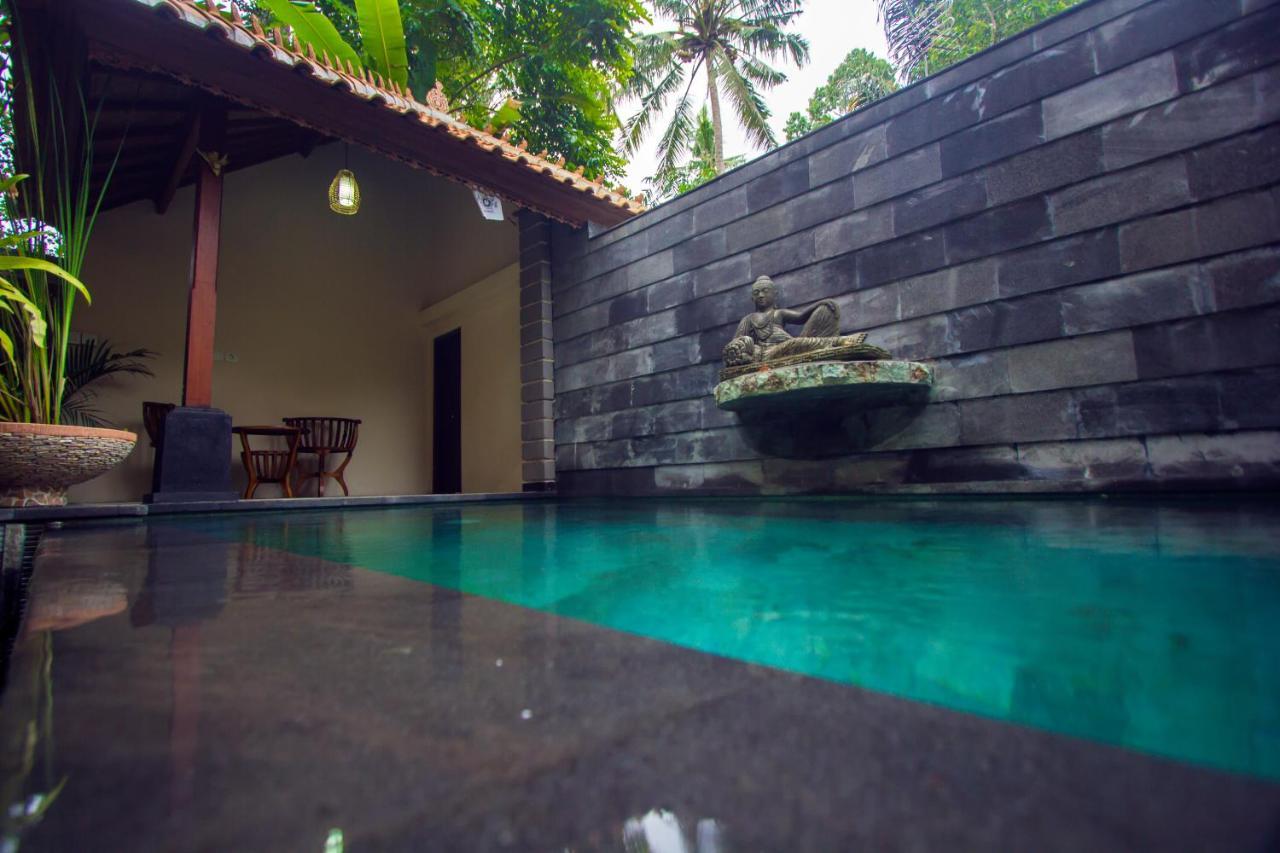 Karunia House Ubud Villa Exterior photo