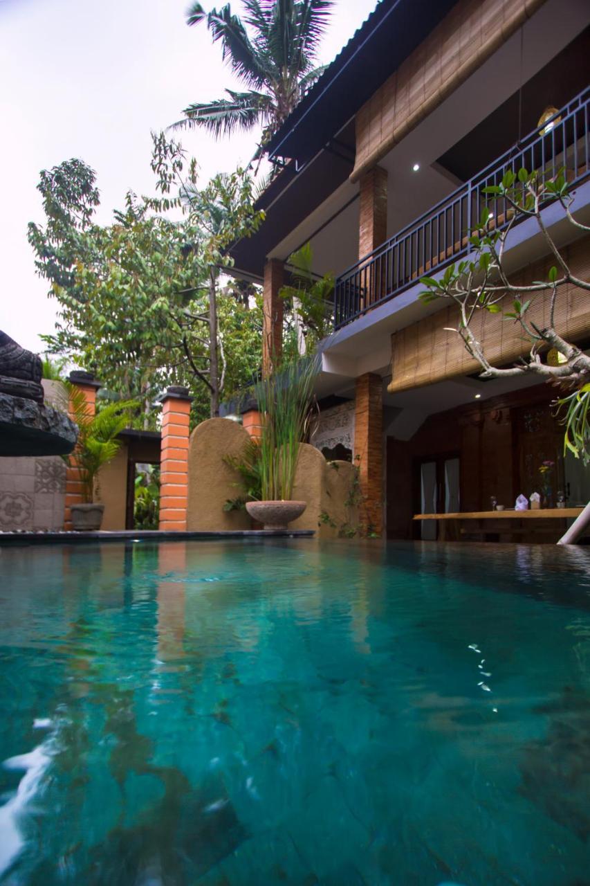 Karunia House Ubud Villa Exterior photo