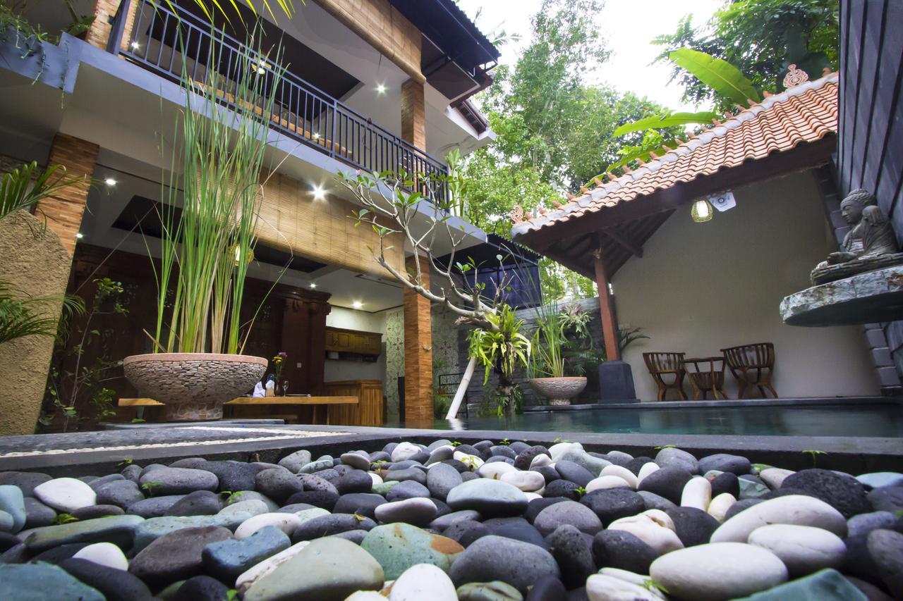 Karunia House Ubud Villa Exterior photo