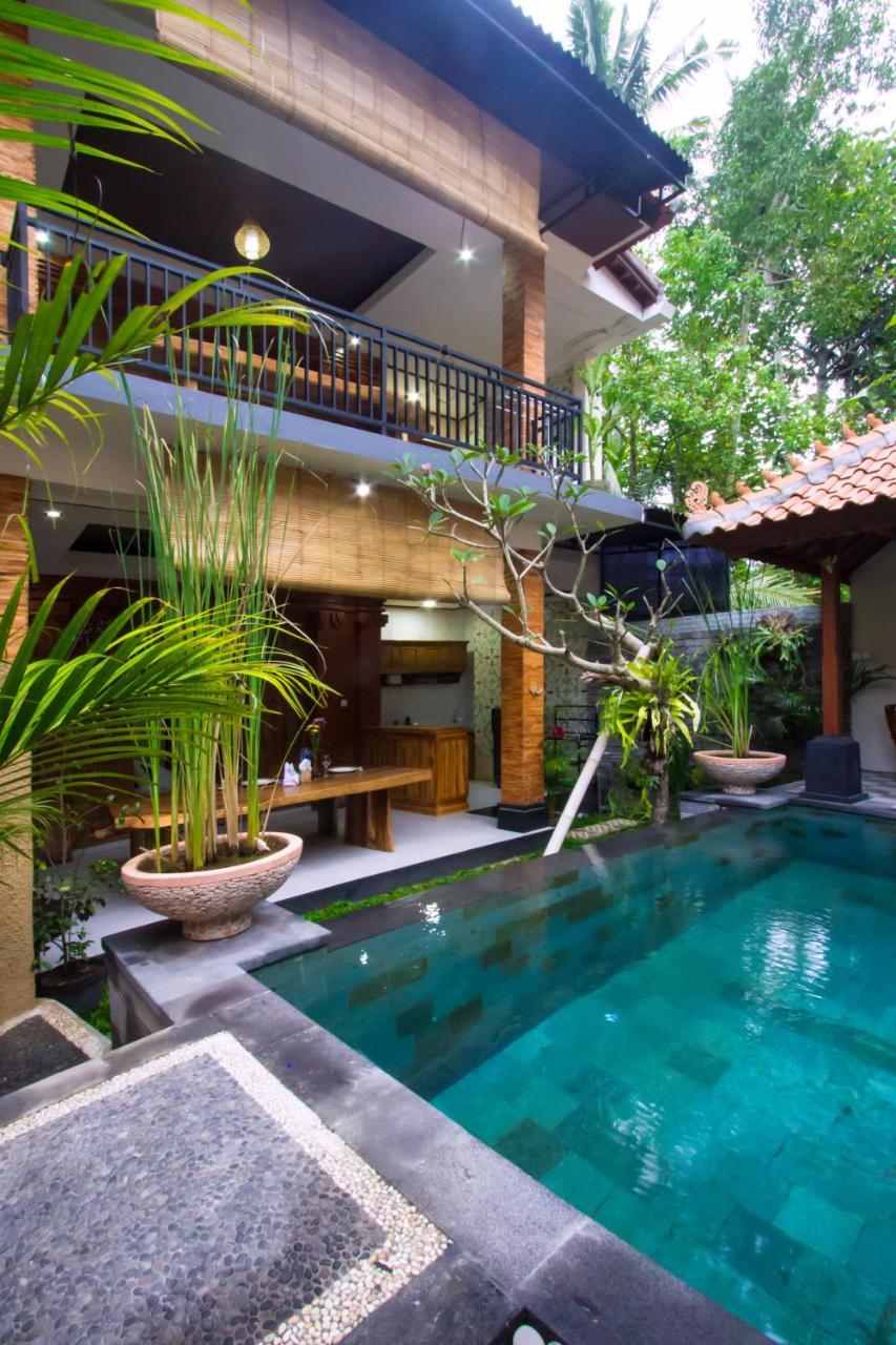 Karunia House Ubud Villa Exterior photo